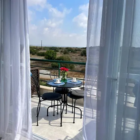 Apartamento двухкомнатные в комплексе Thalassa Vitsada
