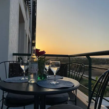 двухкомнатные в комплексе Thalassa Apartment Vitsada